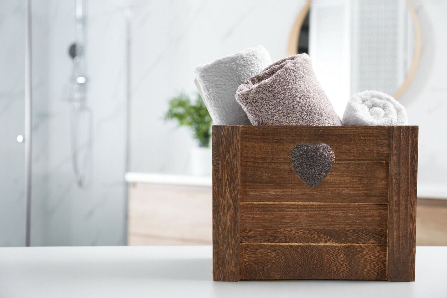 Brown Heart Shaped Cut Wooden Crates Retail Display Shelve Storage Gift Box